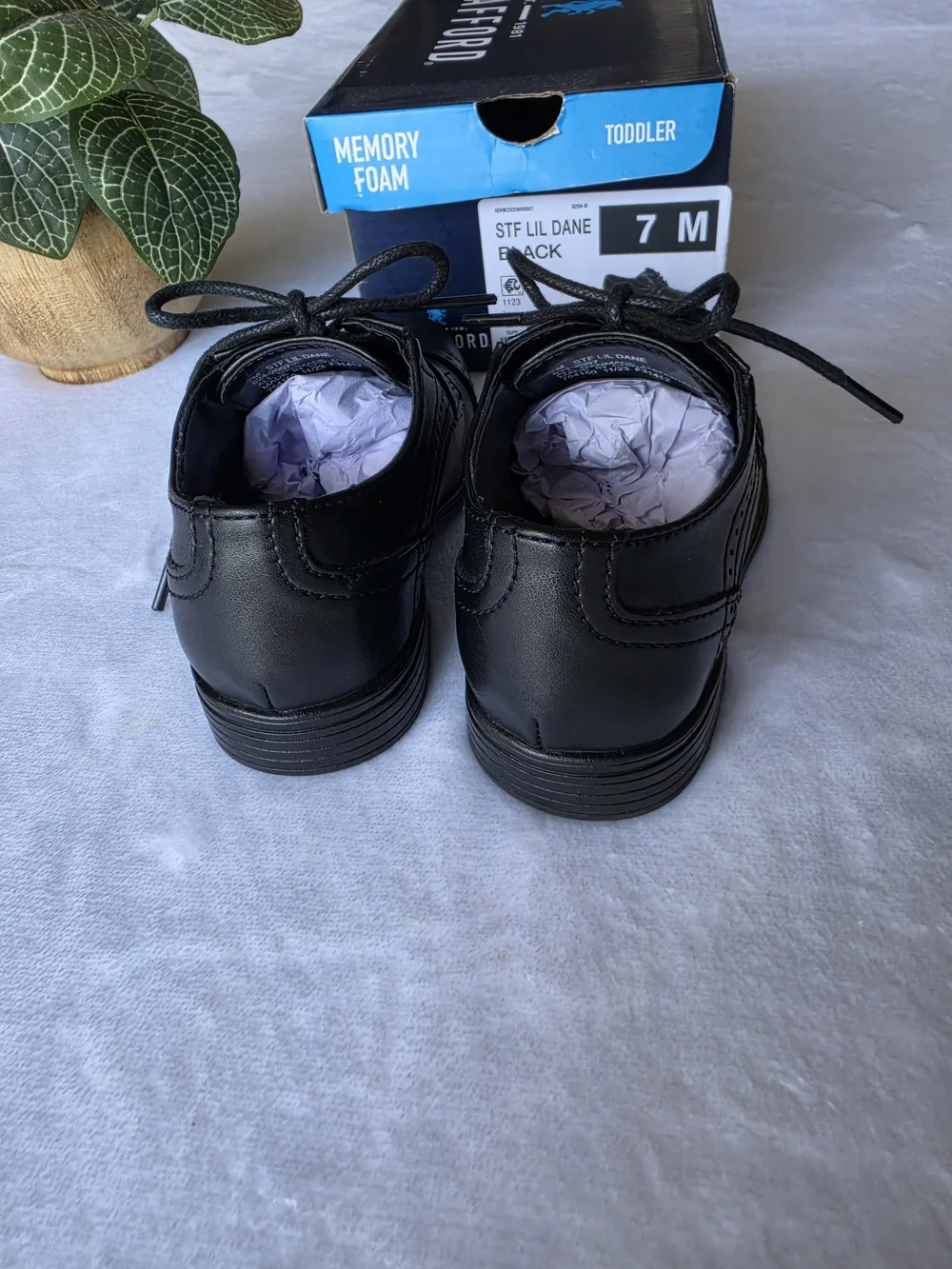 Stafford Kids Black Lace-Up Dress Shoes